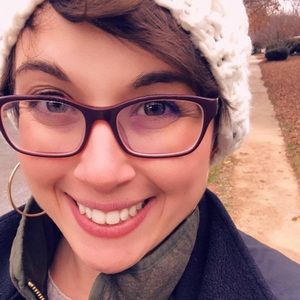 Meet your Posher, Tina